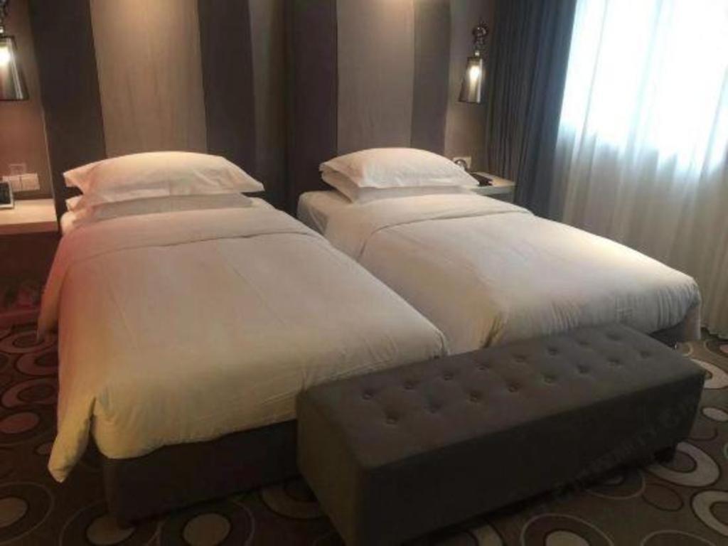 Jinjiang Metropolo Hotel Classiq Shanghai Off Bund מראה חיצוני תמונה